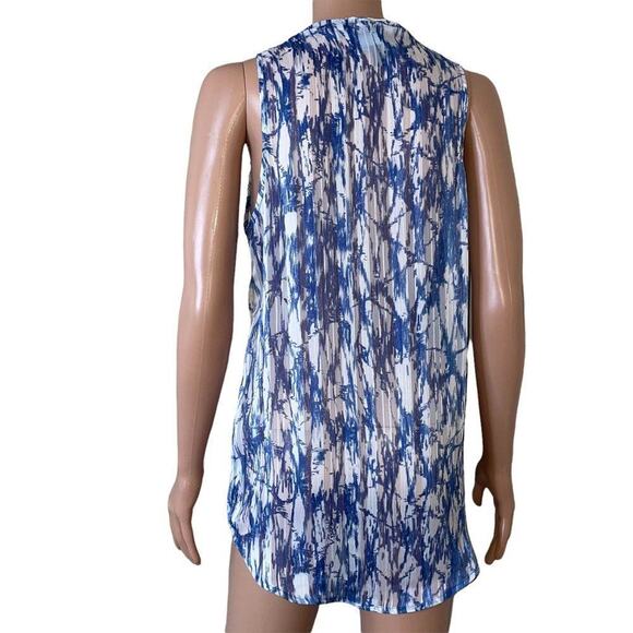 💋Bundle 4 items for $20. Add items💋 to a bundle3 - Picture 4 of 9